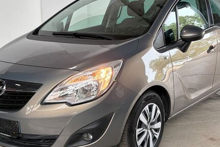 Opel Meriva 114.905 km 4.899 &euro; Potsdam-Drewitz b.Berlin 14478