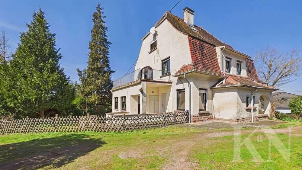 Einfamilienhaus Völklingen - 7 Zimmer, 200 m&sup2;, 149.000&euro; | Angebot:26887965