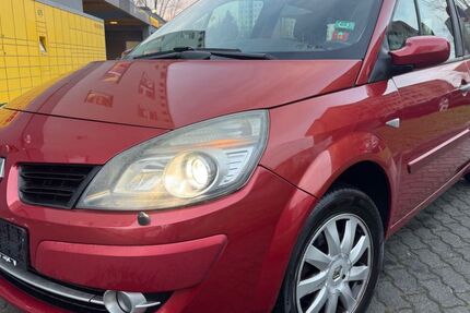 Renault Scenic 240.000 km 2.399 € Berlin 13055