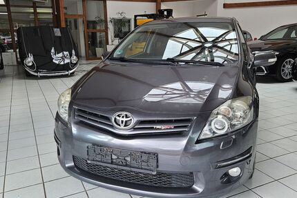 Toyota Auris 227.869 km 3.795 &euro; Göttingen 37079