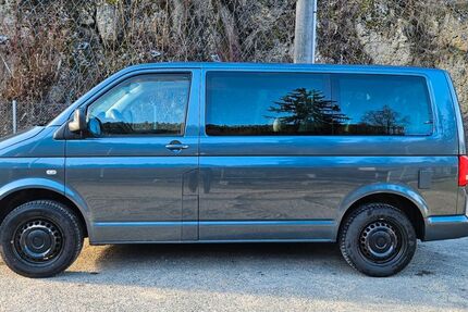 VW T5 Caravelle 252.194 km 11.000 &euro; Neuhaus 91284