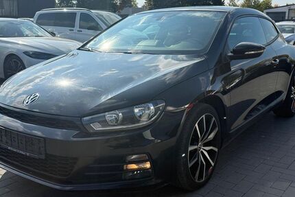 VW Scirocco 166.899 km 8.990 € Vechelde 38159
