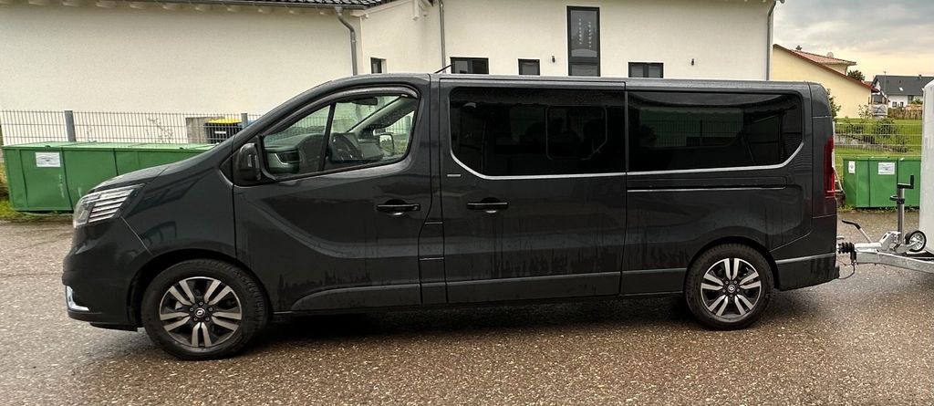 Renault Trafic 22.000 km 40.250 &euro; Renquishausen 78603