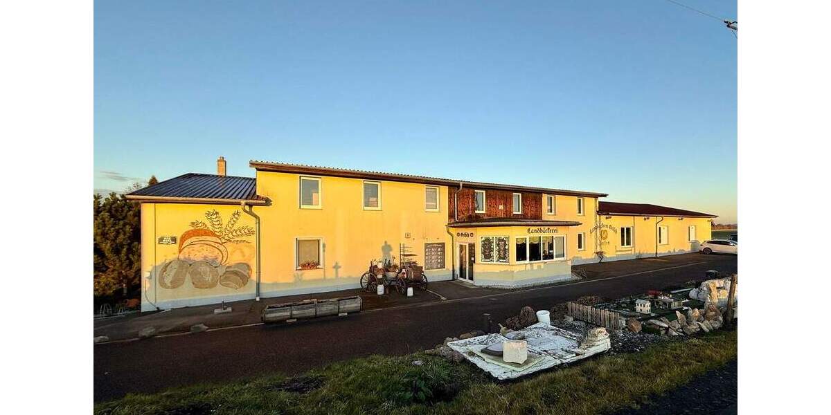 Gewerbeimmobilie in Jessen: Ehemalige Bäckerei für Produktion, Lager oder Handwerk zimmer