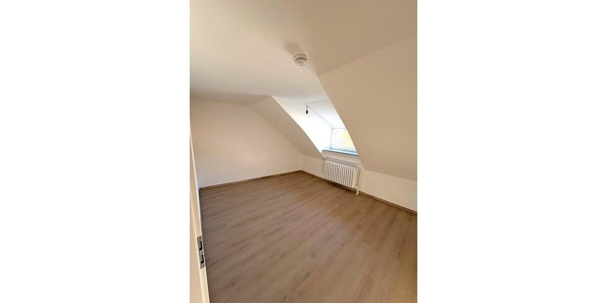 Dachgeschoßwohnung Rotenburg an der Fulda - 2 Zimmer, 55 m&sup2;, 460&euro; | Angebot:26278176