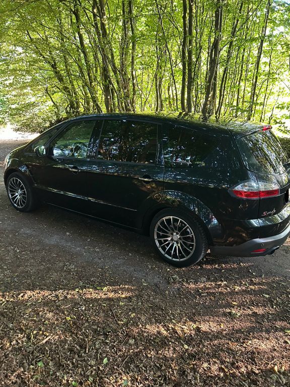 S-Max