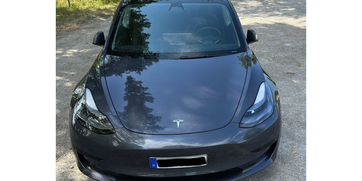 Tesla Model 3 41.180 km 27.499 € Gaildorf 74405