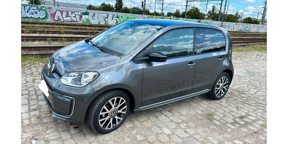 VW up! 33.750 km 16.900 € Brome 38465