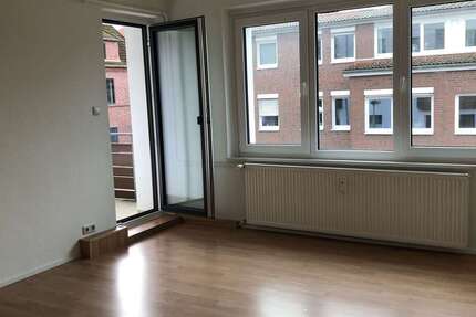 Wohnung zum Mieten in Wedel 986 € 72.91 m² 3 zimmer