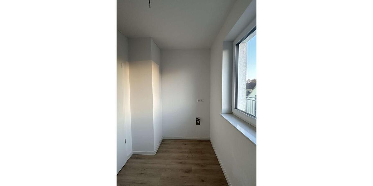 Dachgeschoßwohnung Oldenburg Drielaker-Moor - 3 Zimmer, 128 m&sup2;, 1.270&euro; | Angebot:26006646