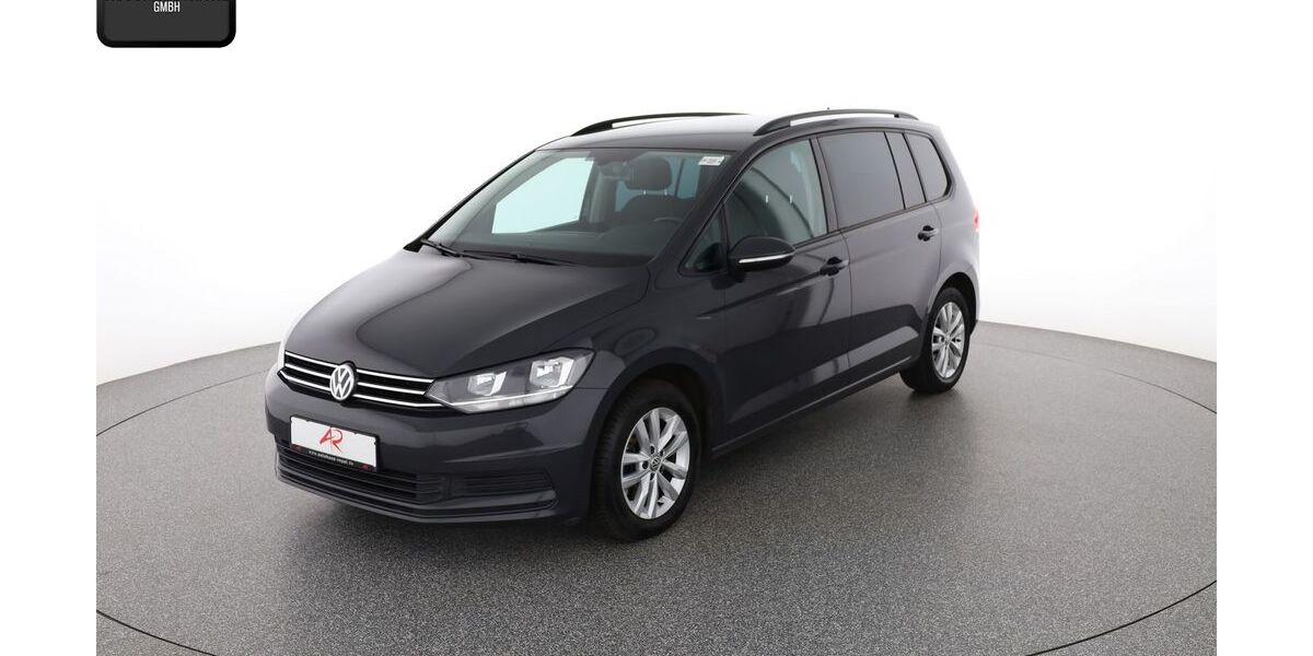 VW Touran 148.359 km 17.880 &euro; Berlin 12103