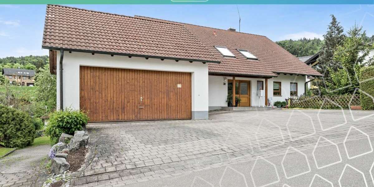 Einfamilienhaus Haigerloch - 12.5 Zimmer, 301 m&sup2;, 595.000&euro; | Angebot:27008074