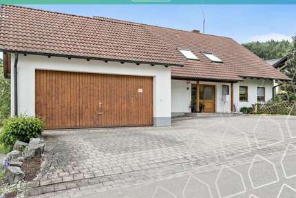 Haus Haigerloch - 12.5 Zimmer, 301 m&sup2;, 595.000&euro; | Angebot:27008074