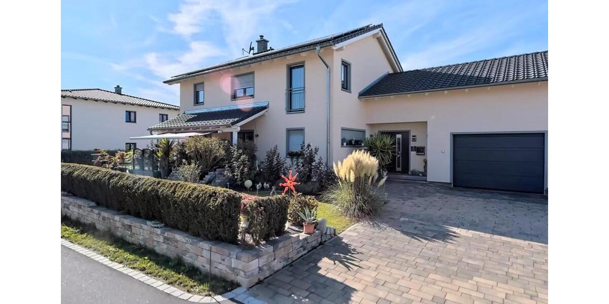 Elegenates Einfamilienhaus mit Garage in Deggendorf Fischerdorf 4 zimmer