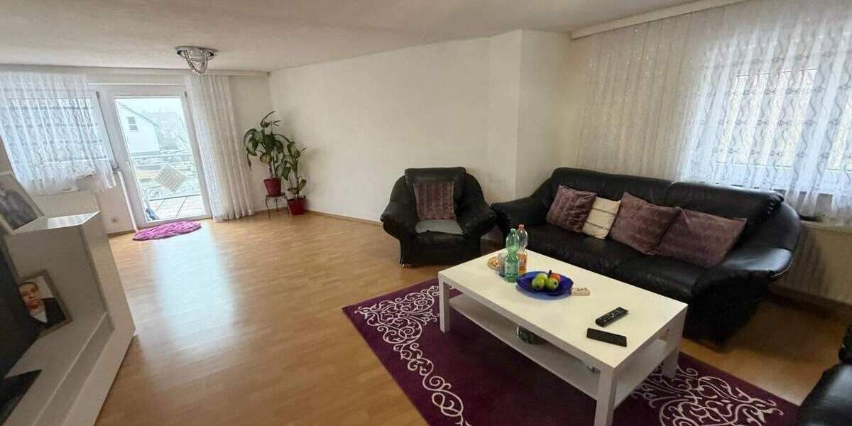 Mehrfamilienhaus, Wohnhaus Wildberg Effringen - 7 Zimmer, 200 m&sup2;, 475.000&euro; | Angebot:25737017
