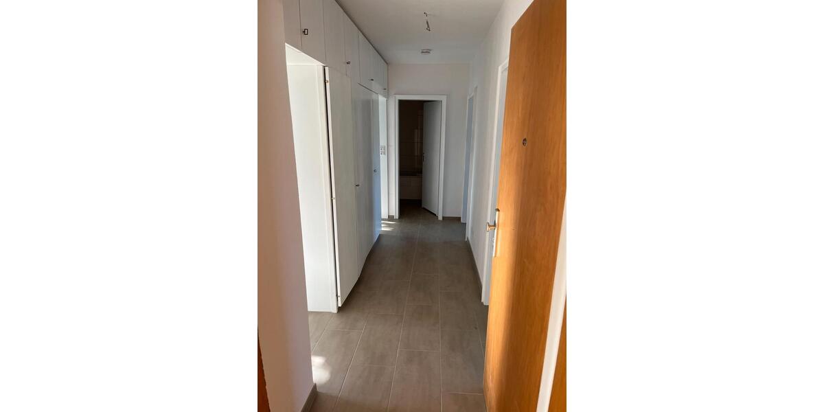 Etagenwohnung Bochum Bochum-Mitte - 3 Zimmer, 75 m&sup2;, 600&euro; | Angebot:26660533