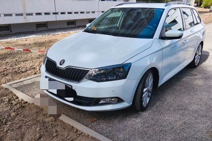 Skoda Fabia 82.500 km 9.899 &euro; Memmingen 87700