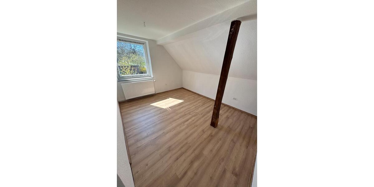 Mehrfamilienhaus, Wohnhaus Großefehn - 6 Zimmer, 150 m&sup2;, 950&euro; | Angebot:26269258