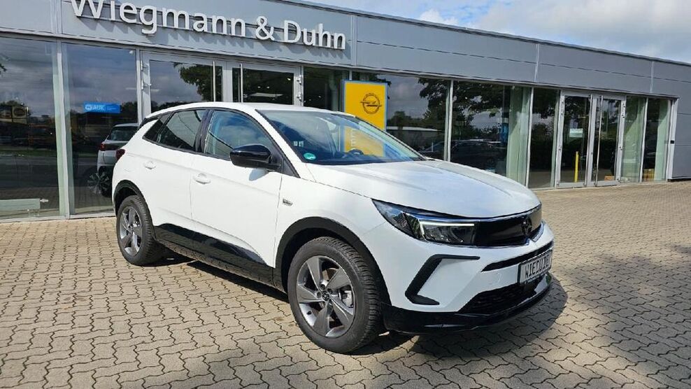 Opel Grandland (X) 14.034 km 25.900 € Oyten 28876