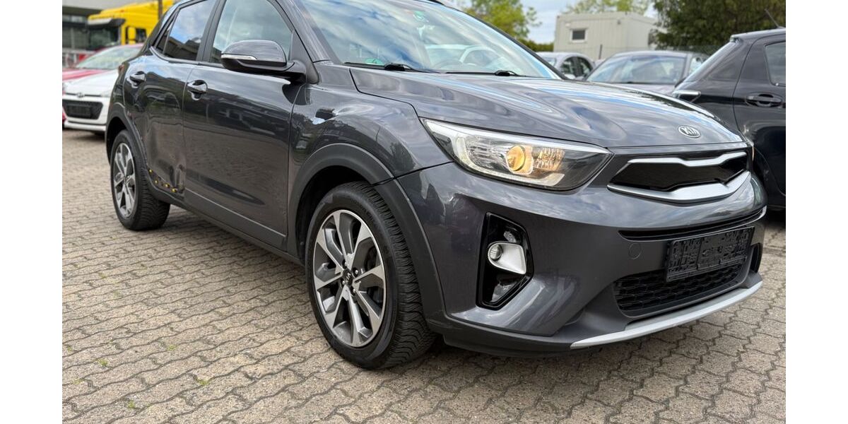 Kia Stonic 145.698 km 8.888 &euro; Hanau 63452