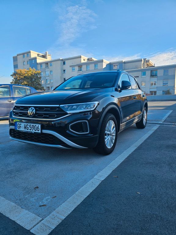 VW T-Roc 25.000 km 19.600 € Wolfsburg 38400