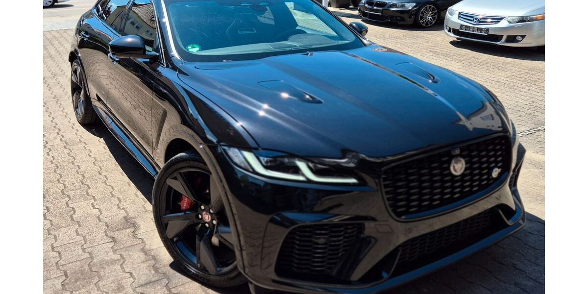 Jaguar F-Pace 38.850 km 68.999 &euro; Stuttgart 70435