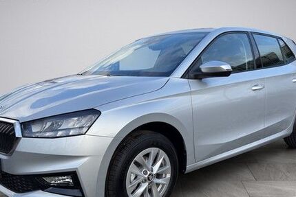 Skoda Fabia 6.609 km 17.590 &euro; Leipzig 04179