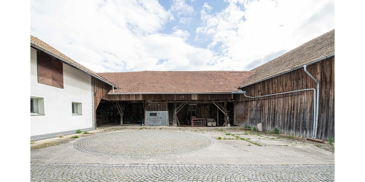Charmantes Bauernhaus mit vielfältigen Nutzungsmöglichkeiten - Bauernhaus, Landhaus Furth im Wald / Degelberg Degelberg | Angebot:26990285