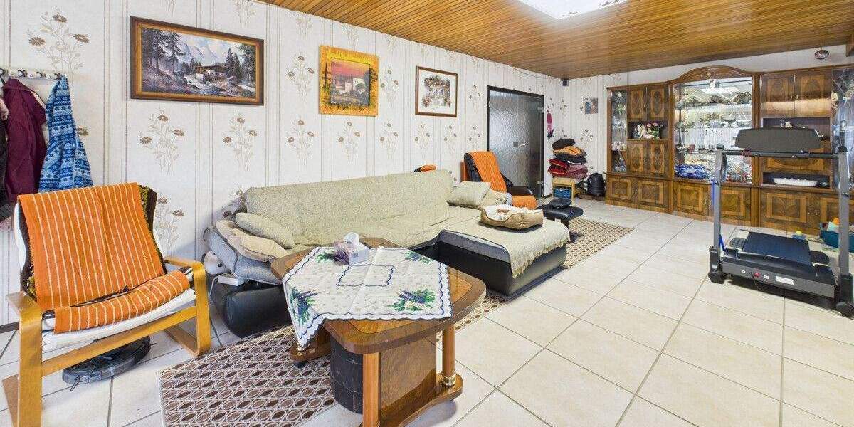 Einfamilienhaus Deuselbach - 6 Zimmer, 192 m&sup2;, 199.000&euro; | Angebot:25734183