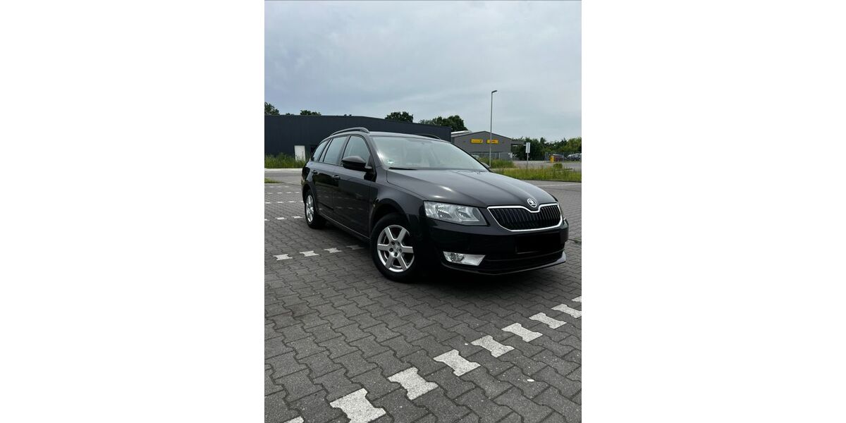 Skoda Octavia 134.500 km 7.200 &euro; Rees 46459