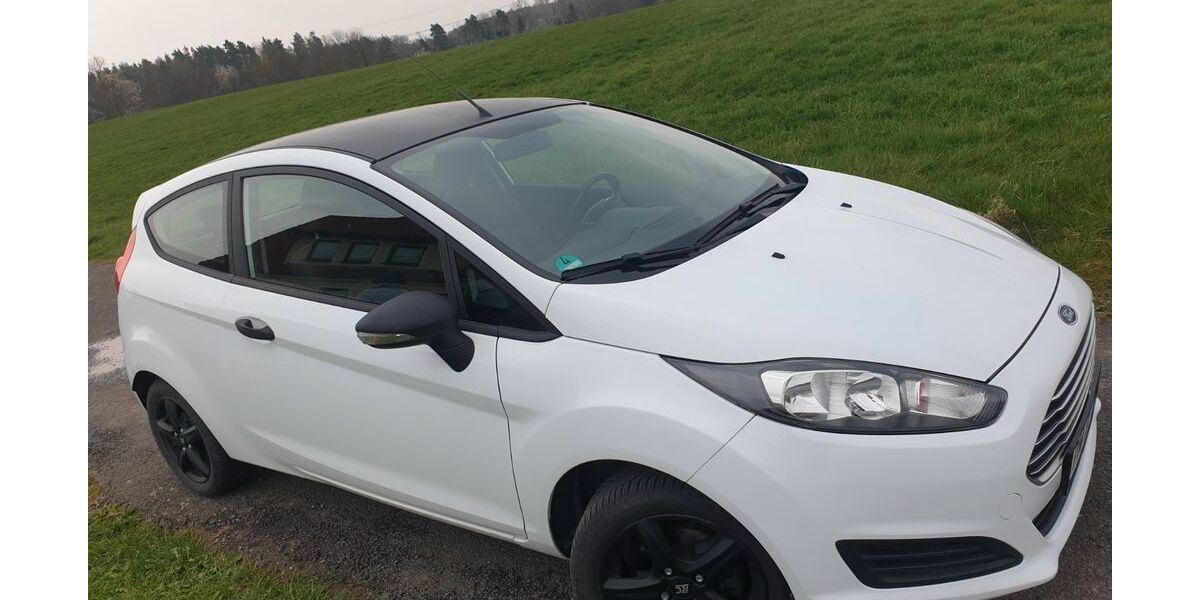 Ford Fiesta 74.950 km 6.350 &euro; Pößneck 07381