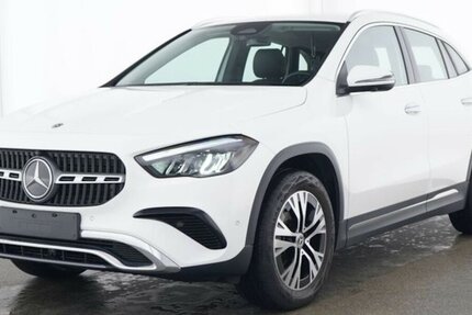Mercedes-Benz GLA 200 Progressive*AHK*360°-Kamera* 13.204 km 39.900 &euro; Kaiserslautern 67657
