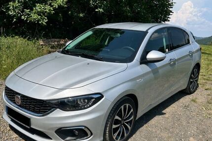 Fiat Tipo 53.100 km 10.499 &euro; Hilchenbach 57271