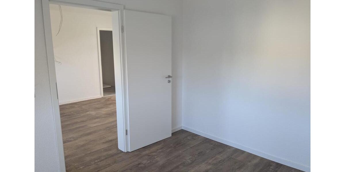 Dachgeschoßwohnung Ottweiler - 2 Zimmer, 53 m&sup2;, 650&euro; | Angebot:26385324