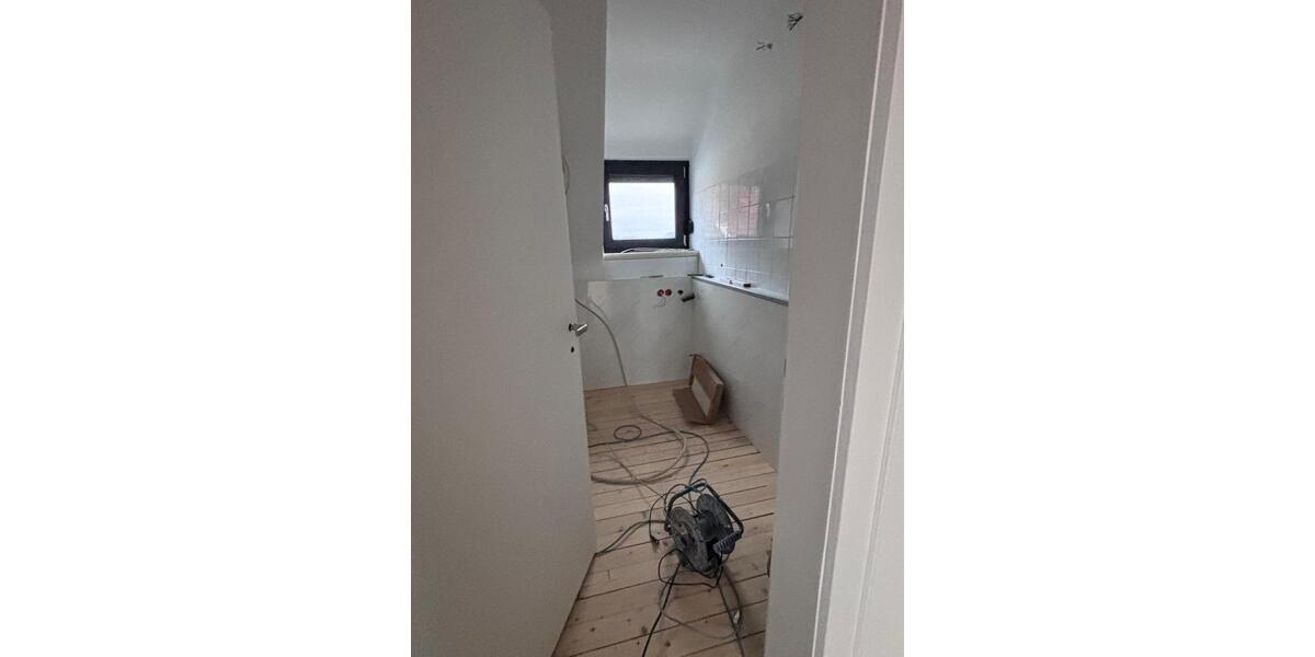 Dachgeschoßwohnung Kaiserslautern Engelshof - 3 Zimmer, 100 m&sup2;, 1.350&euro; | Angebot:25048848