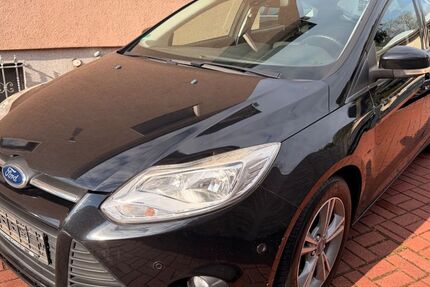 Ford Focus 92.800 km 4.950 &euro; Berlin 12355