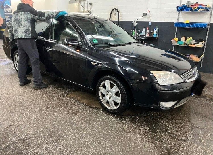 Ford Mondeo 346.500 km 1.111 &euro; Waltrop 45731