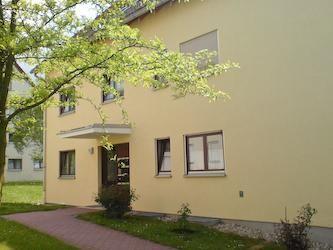 Erdgeschoßwohnung Glauchau - 2 Zimmer, 60 m&sup2;, 400&euro; | Angebot:24874269