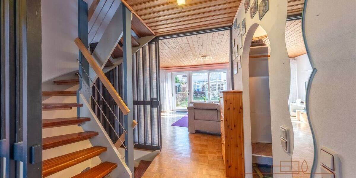 Reihenmittelhaus Kirchheim bei München Kirchheim - 5 Zimmer, 133 m&sup2;, 849.000&euro; | Angebot:26128657