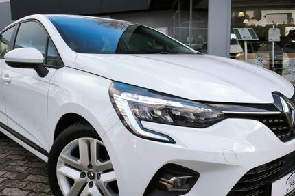 Renault Clio 81.620 km 12.980 &euro; Xanten 46509