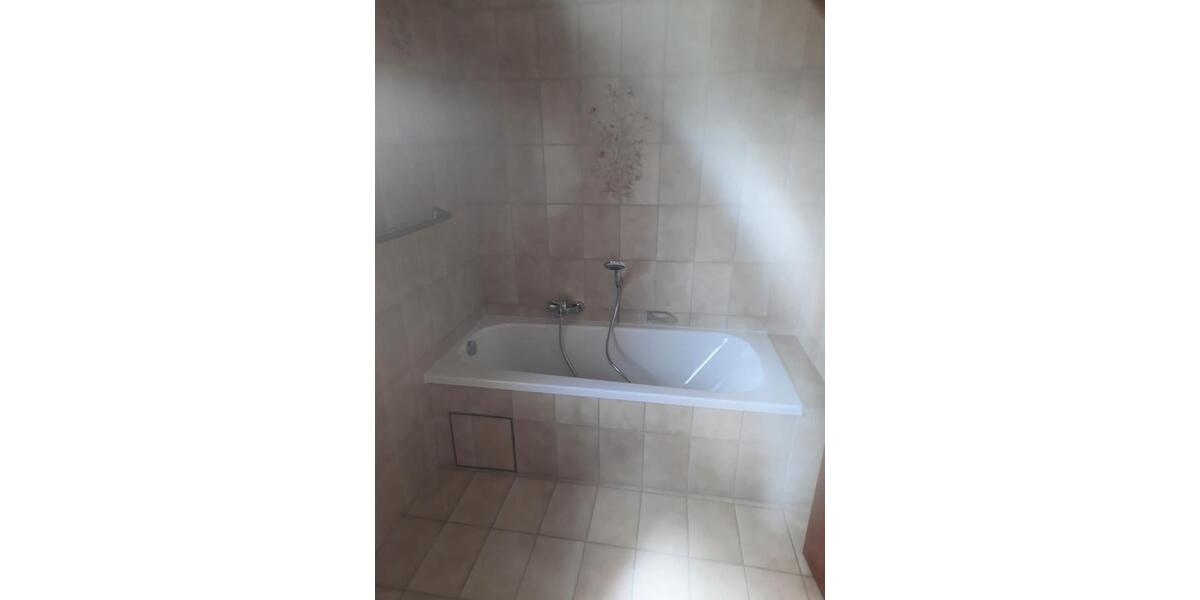 Reihenhaus Regenstauf - 4 Zimmer, 110 m&sup2;, 1.000&euro; | Angebot:25355661