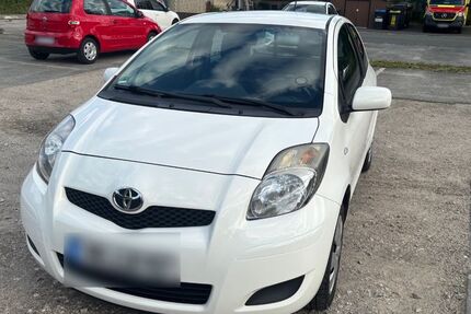 Toyota Yaris 115.000 km 4.299 &euro; Bremen 28207
