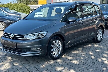 VW Touran 127.000 km 17.900 € Nürnberg 90478