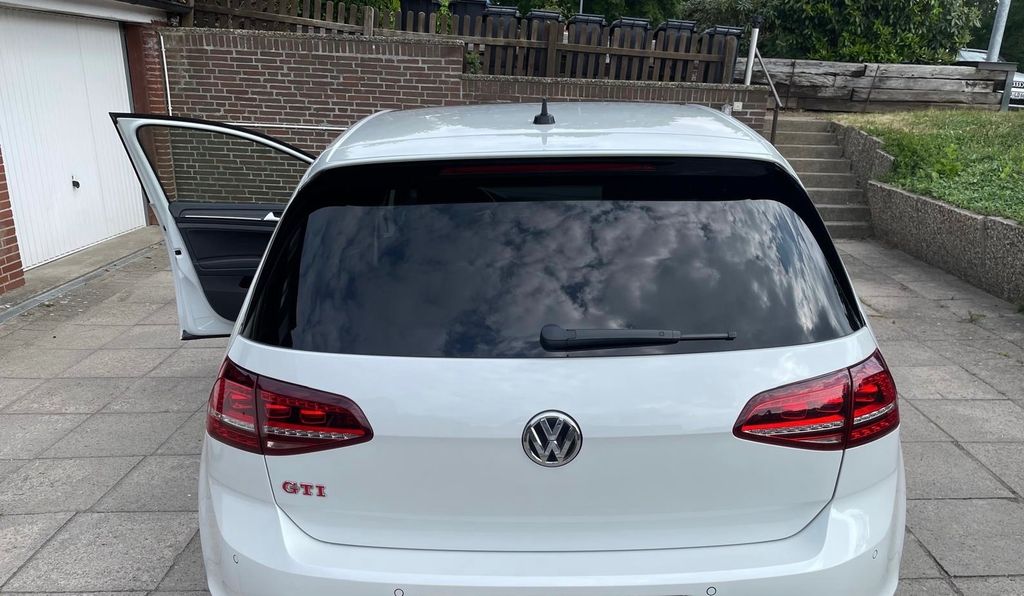 VW Golf 110.552 km 18.200 &euro; Trittau 22946