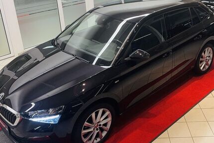 Skoda Scala 49.500 km 19.400 &euro; Stadland 26936