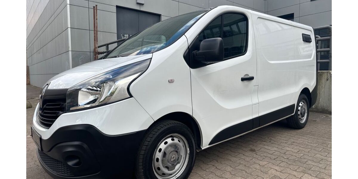 Renault Trafic 123.490 km 8.480 &euro; Berlin 13353