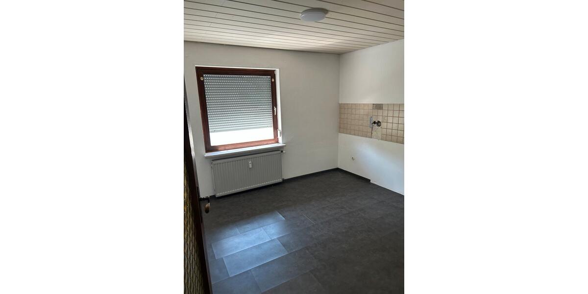 Mehrfamilienhaus, Wohnhaus Ingolstadt Nordost - 9 Zimmer, 176 m&sup2;, 550.000&euro; | Angebot:26262496