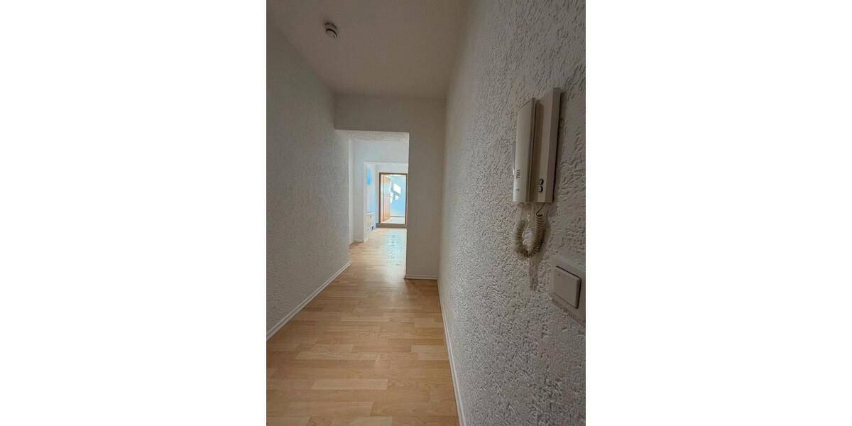 Etagenwohnung Bitterfeld-Wolfen Wolfen - 3 Zimmer, 82 m&sup2;, 540&euro; | Angebot:26001819