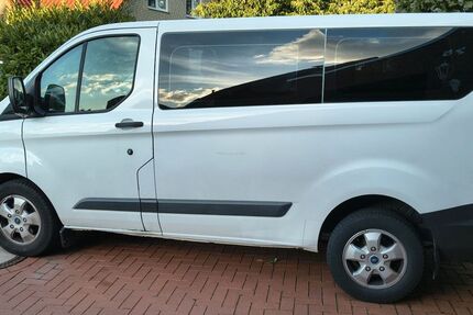 Ford Transit Custom 328.311 km 4.000 &euro; Espelkamp 32339