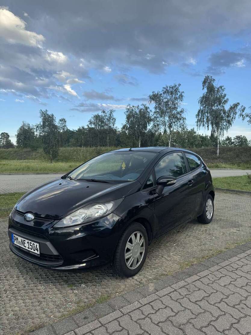 Ford Fiesta 190.000 km 1.100 € Fulda 36037